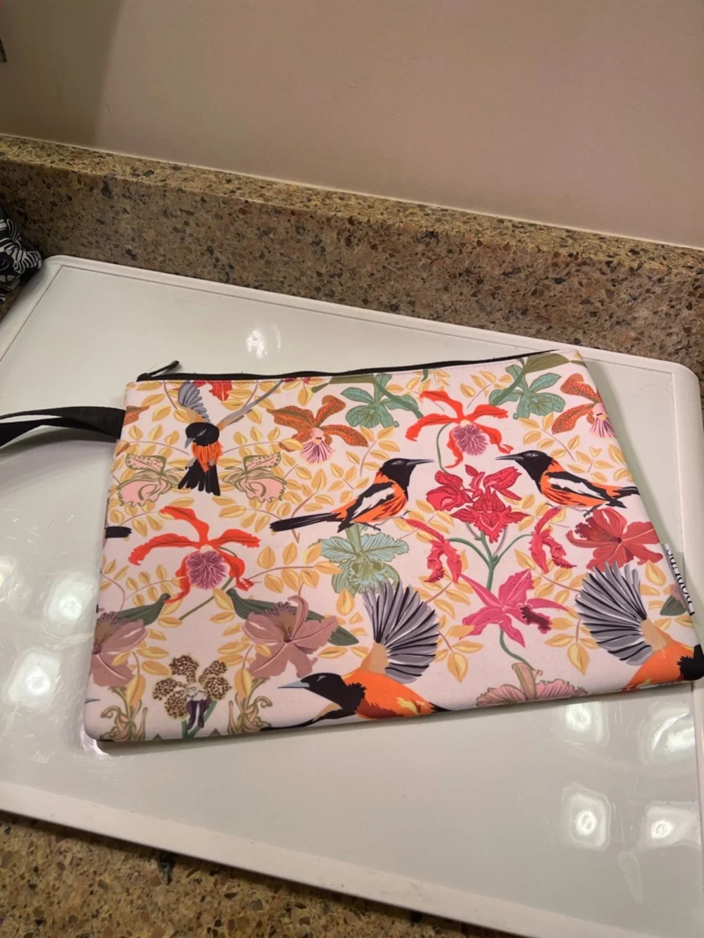 Popups Floral Computer Sleeve Bag Carrier Neoprene 11”x15” Zips Close